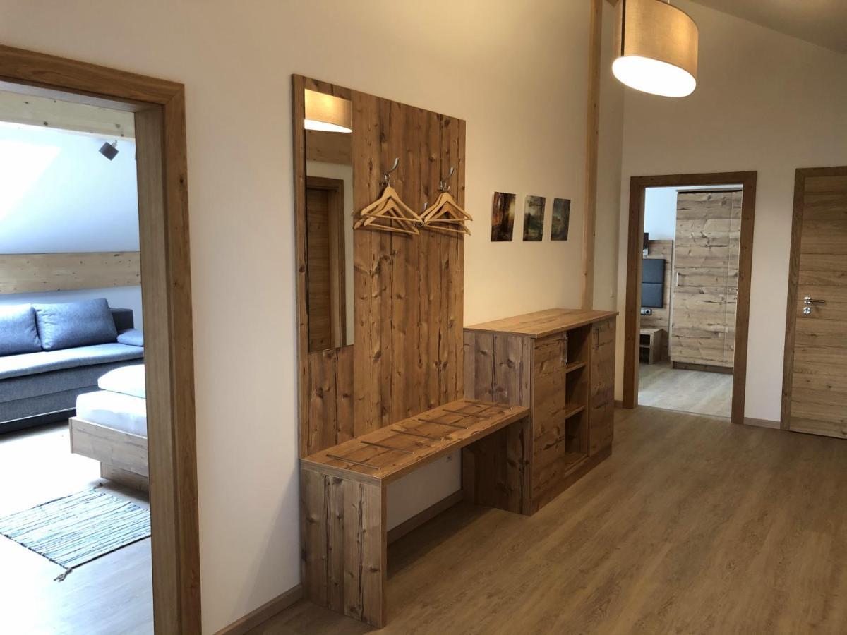 Pension Bernhardhof Otterfing Buitenkant foto