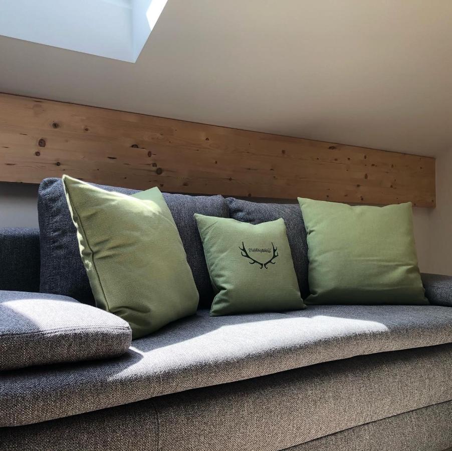 Pension Bernhardhof Otterfing Buitenkant foto